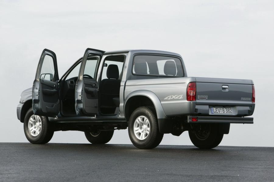  Mazda B2500 2004 года  (фото 30 из 81)